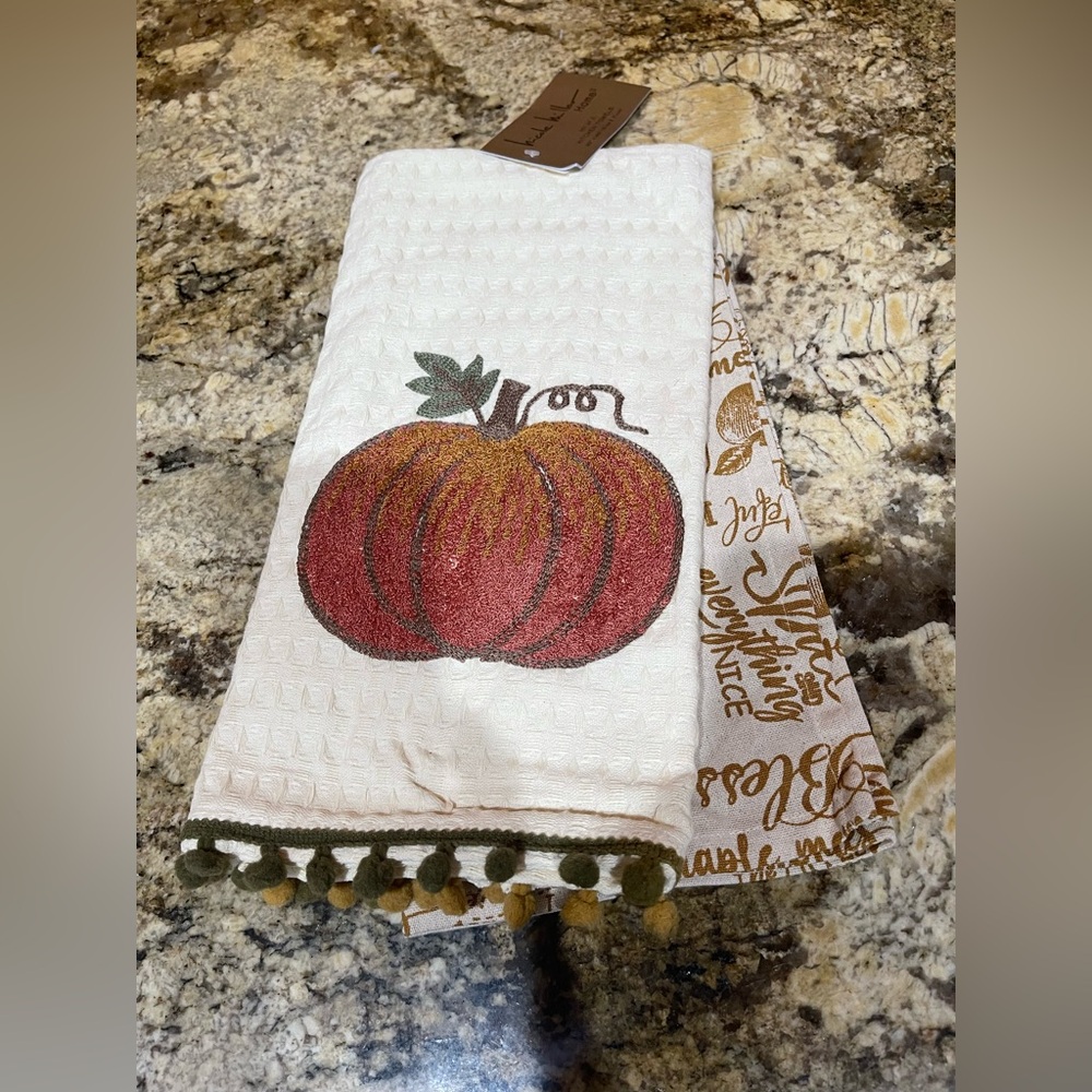 Nicole Miller home embroidered kitchen towel set - luxury details pumpkin - NEW!